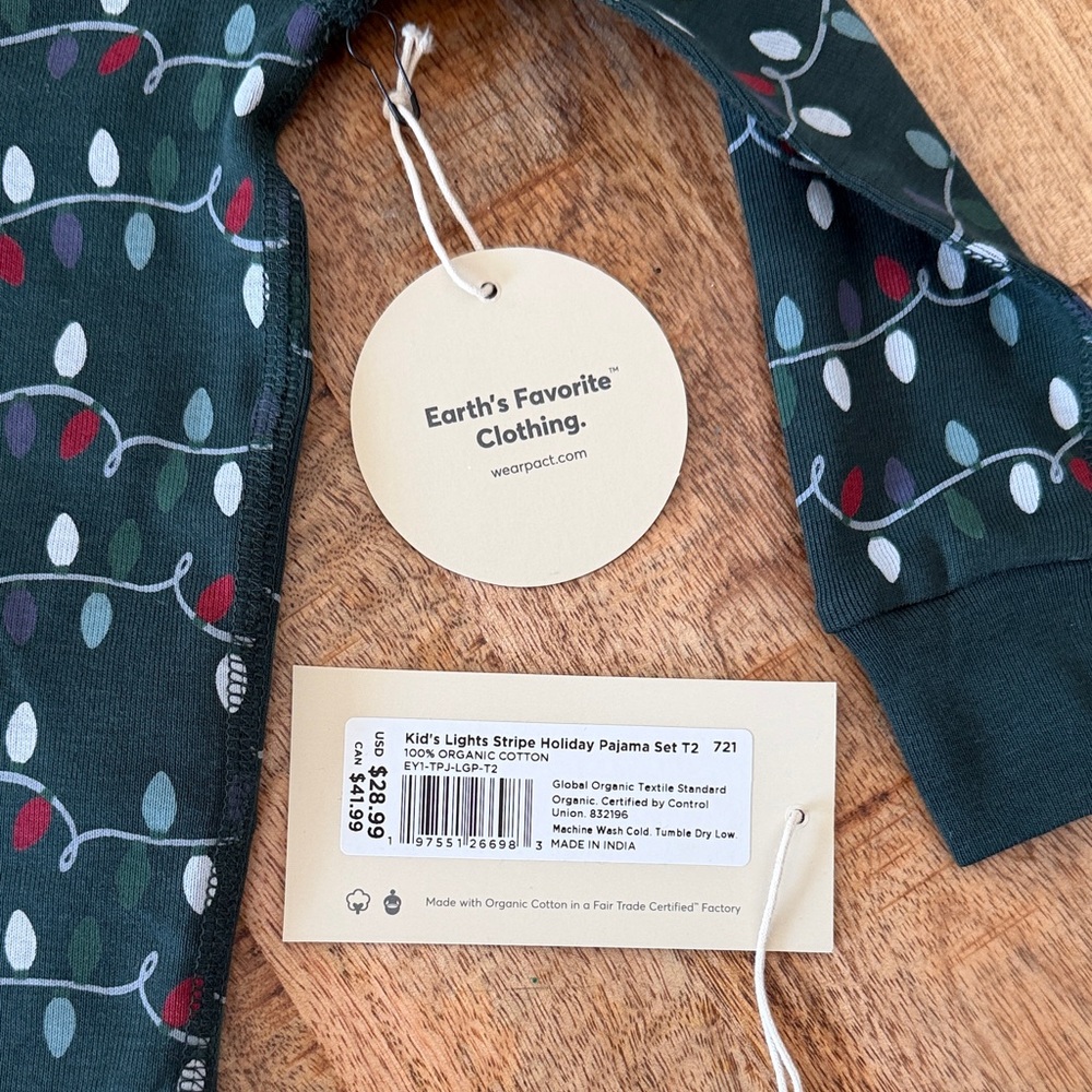 100% Organic Cotton Xmas Pajama Set - Picture 2 of 4
